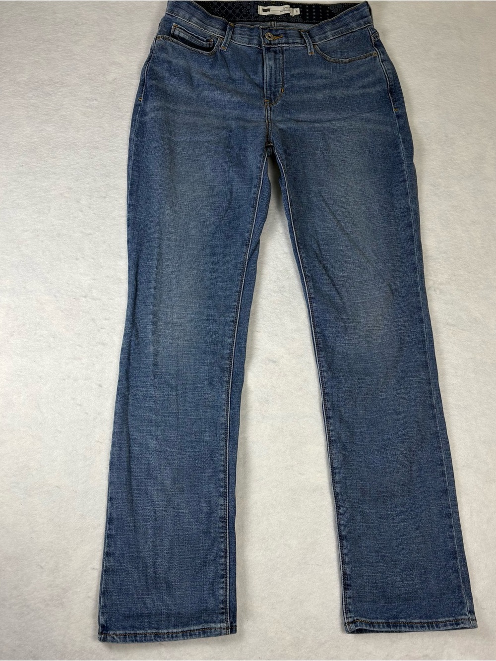 Levi's Women's 526 Straight-Leg Jeans in Medium Blue Wash